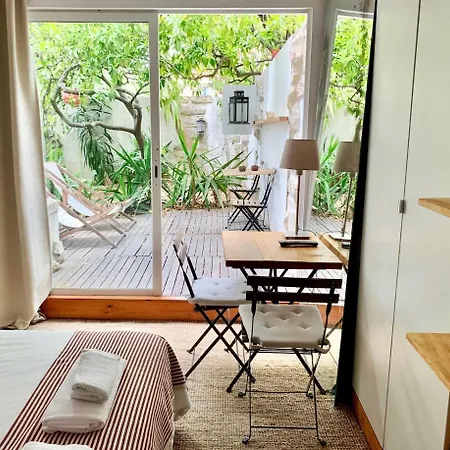 Cozy With Private Terrace * Lisboa