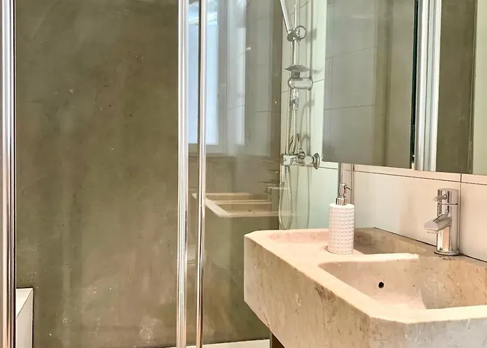 Cozy With Private Terrace * Lisboa