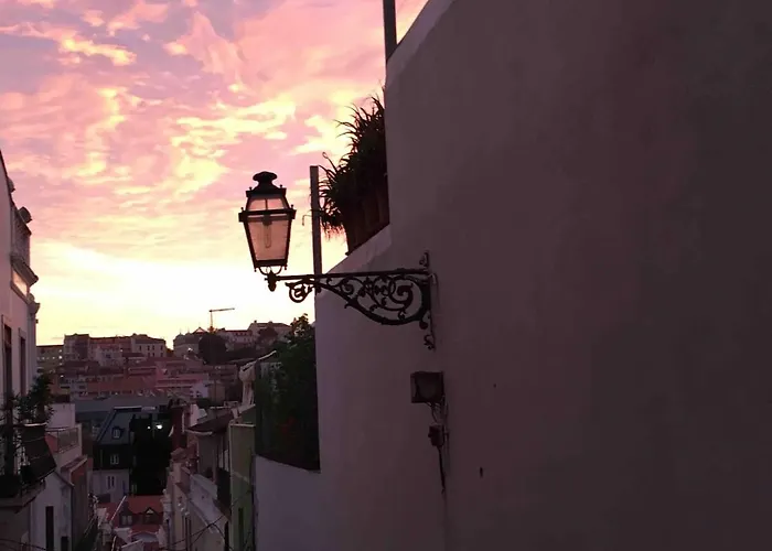 Cozy With Private Terrace Lisboa